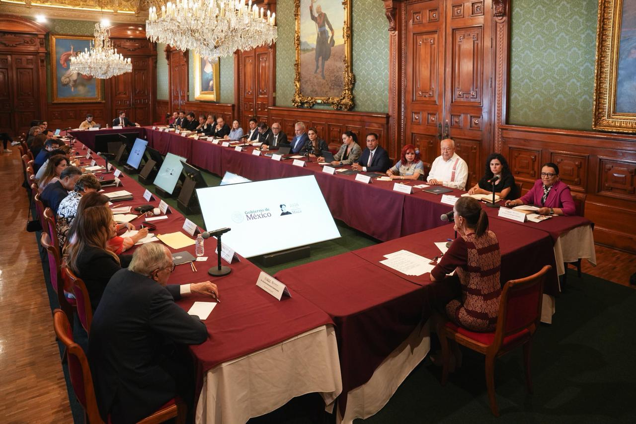 Gobernador Joaquín Díaz Mena sostuvo una “reunión de trabajo con la presidenta Claudia Sheinbaum Pardo para dar seguimiento a proyectos estratégicos en materia de salud”
