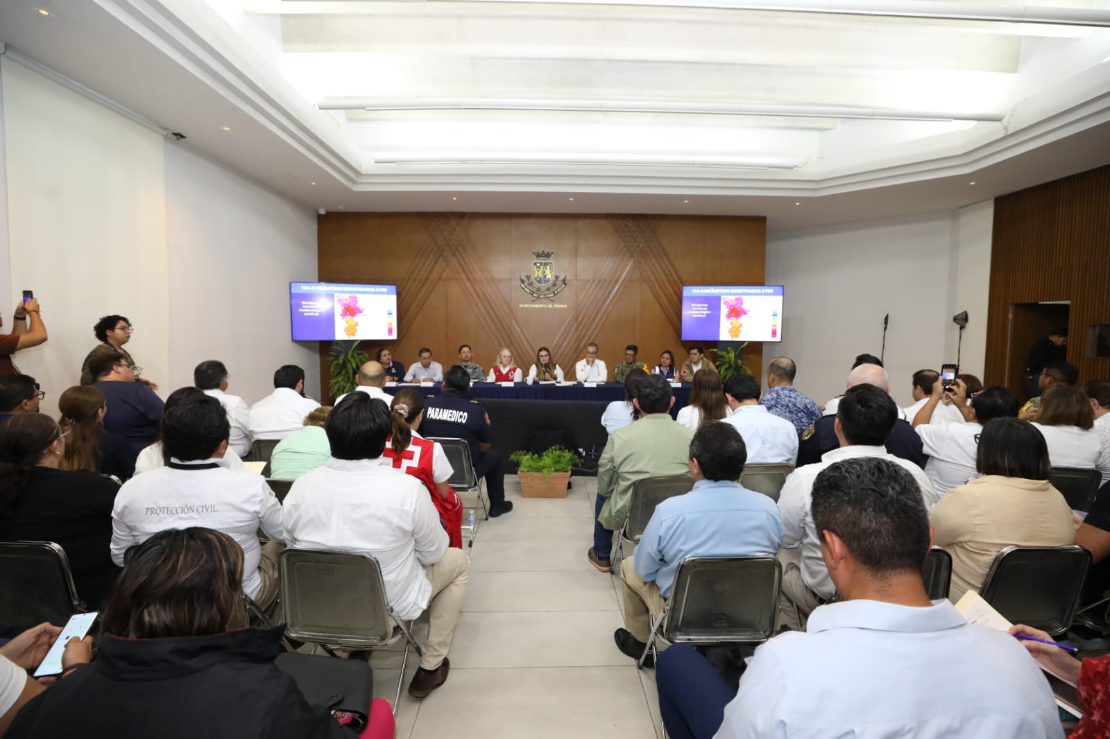 A partir de este lunes y hasta nuevo aviso permanecerán cerrados los Centros Aprende, centros culturales, bibliotecas, ludotecas, espacios deportivos y espacios comunitarios a cargo del municipio de Mérida por la emergencia climática