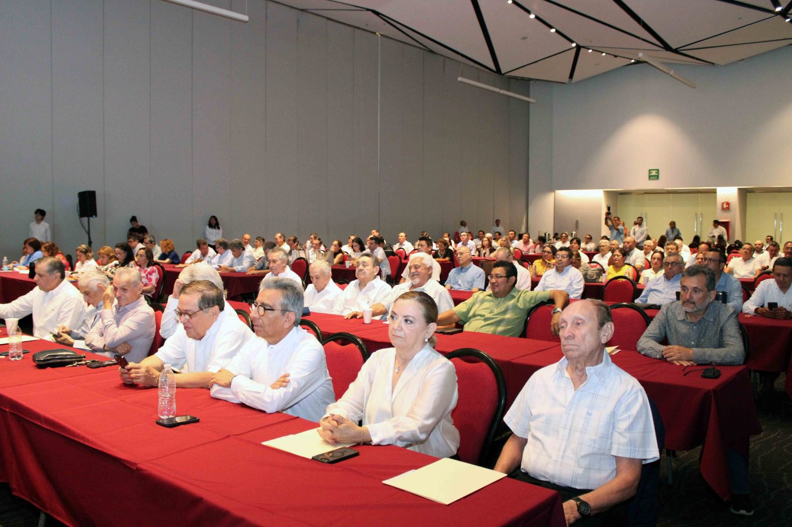 Certeza jurídica y la profesionalización de los servicios notariales se fortalecen en Yucatán, según autoridades / Se realiza segunda jornada del Esquema de Actualización y Recertificación