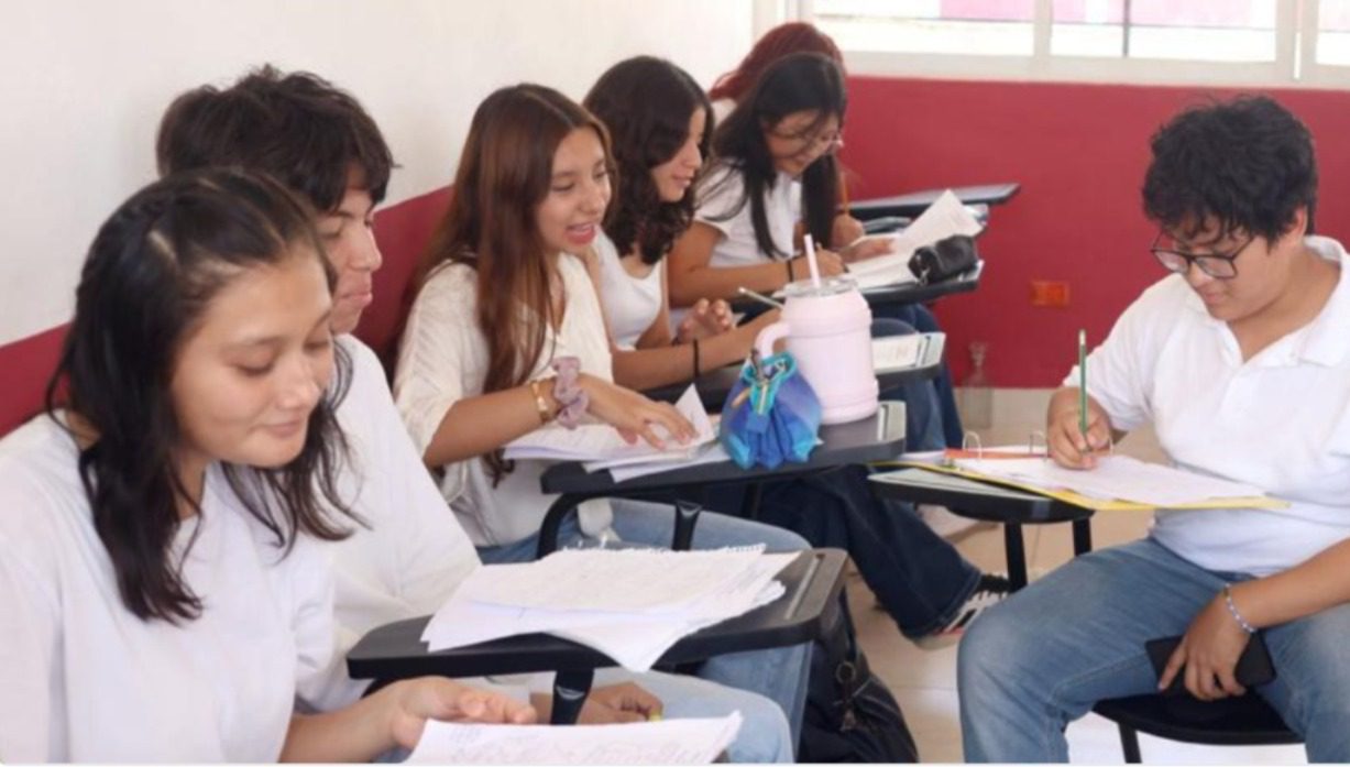 El Gobierno de Yucatán informó que la Segey implementará un nuevo “modelo educativo” que iniciará el próximo ciclo escolar en cinco escuelas de secundaria y bachillerato