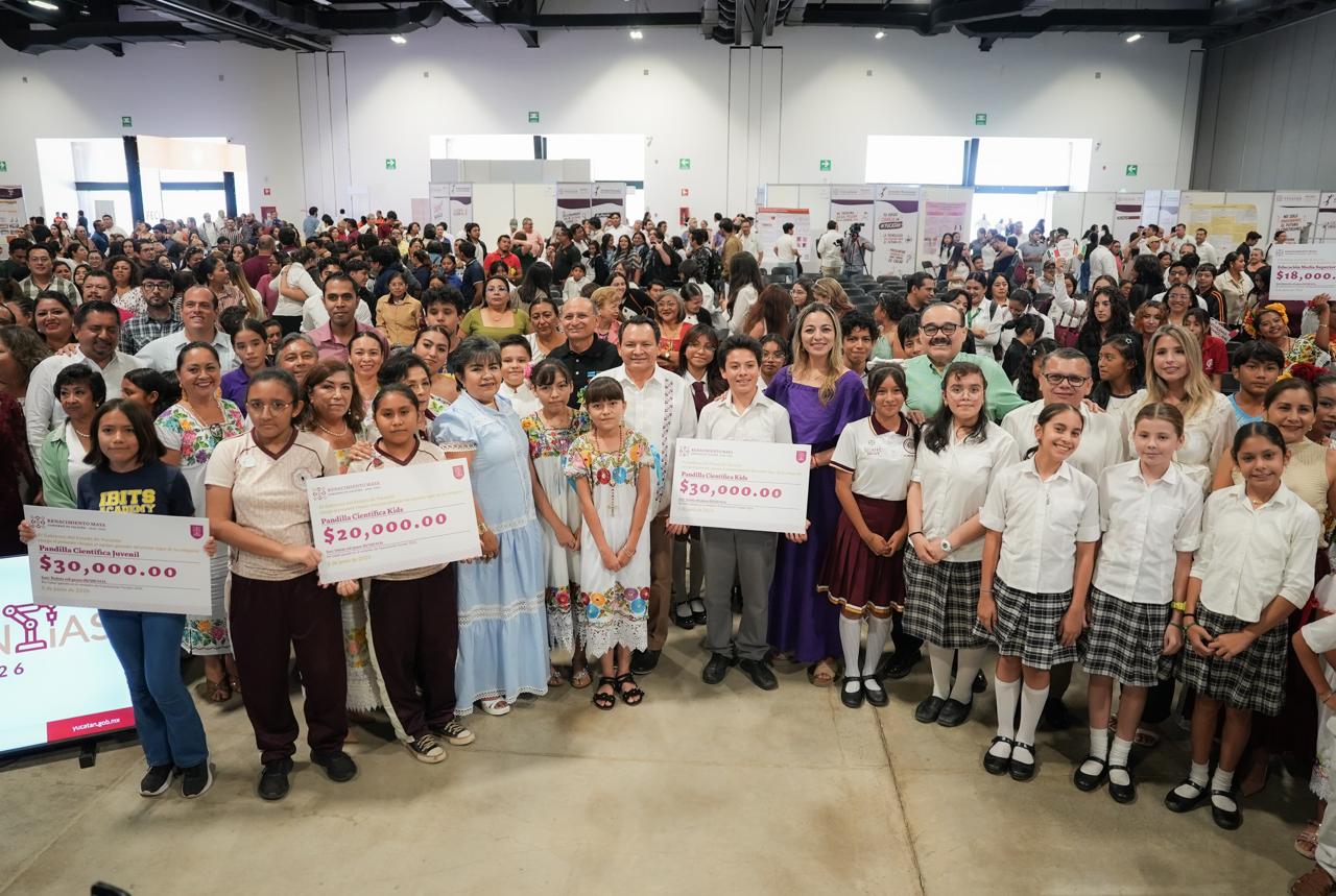 Gobierno del Estado reconoció a los mejores proyectos de ExpoCiencias y de la Feria Estatal de Ciencia e Ingeniería, con premios de entre 18 mil y 42 mil pesos / Jóvenes yucatecas y yucatecos viajarán a Canadá e Irlanda