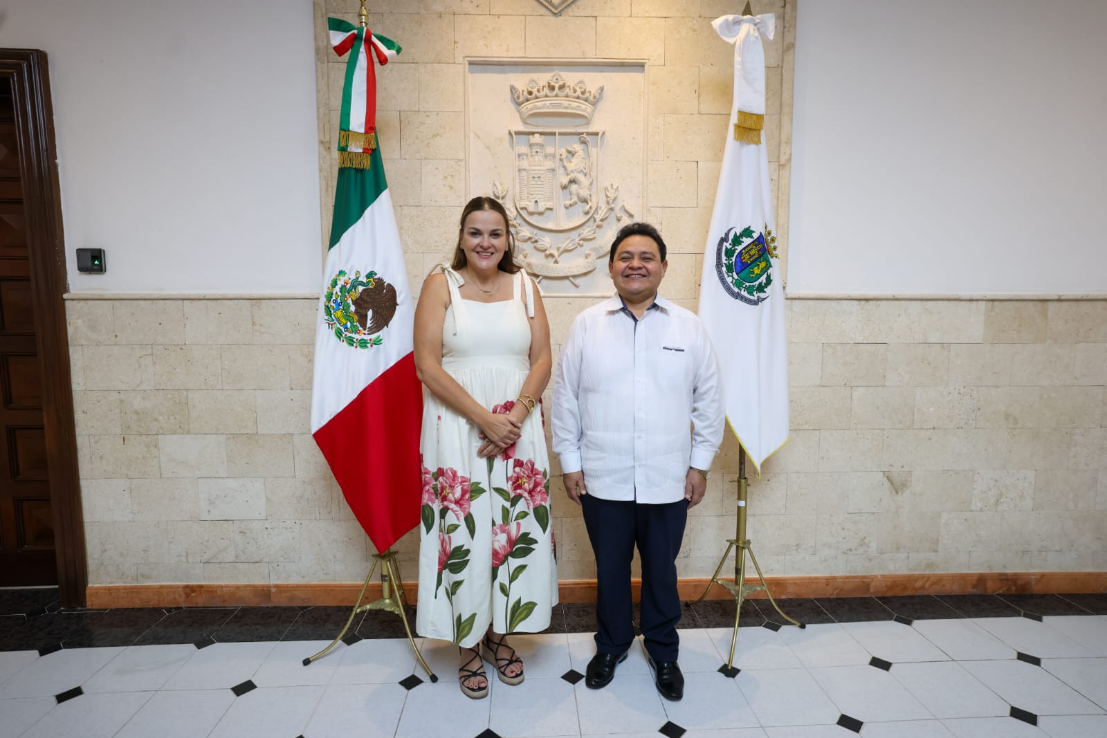 Reunión del fiscal del Estado, Juan Manuel León León y de la alcaldesa Cecilia Patrón Laviada: aseguran coordinación y seguimiento a las acciones conjuntas en materia de seguridad y justicia