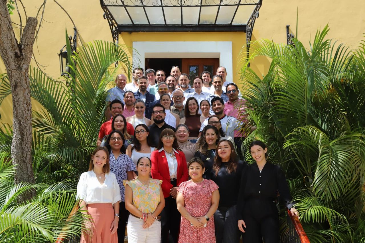 La Unidad de Turismo del Ayuntamiento de Mérida, a través de Visit Mérida, realizó la primera fase presencial del Curso de Inteligencia Artificial para el Turismo
