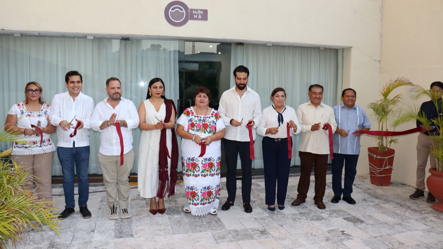 El Archivo General del Estado de Yucatán (AGEY) conmemoró su 81 aniversario con la inauguración de la muestra documental “Diversidad cultural en Yucatán a través de la migración”