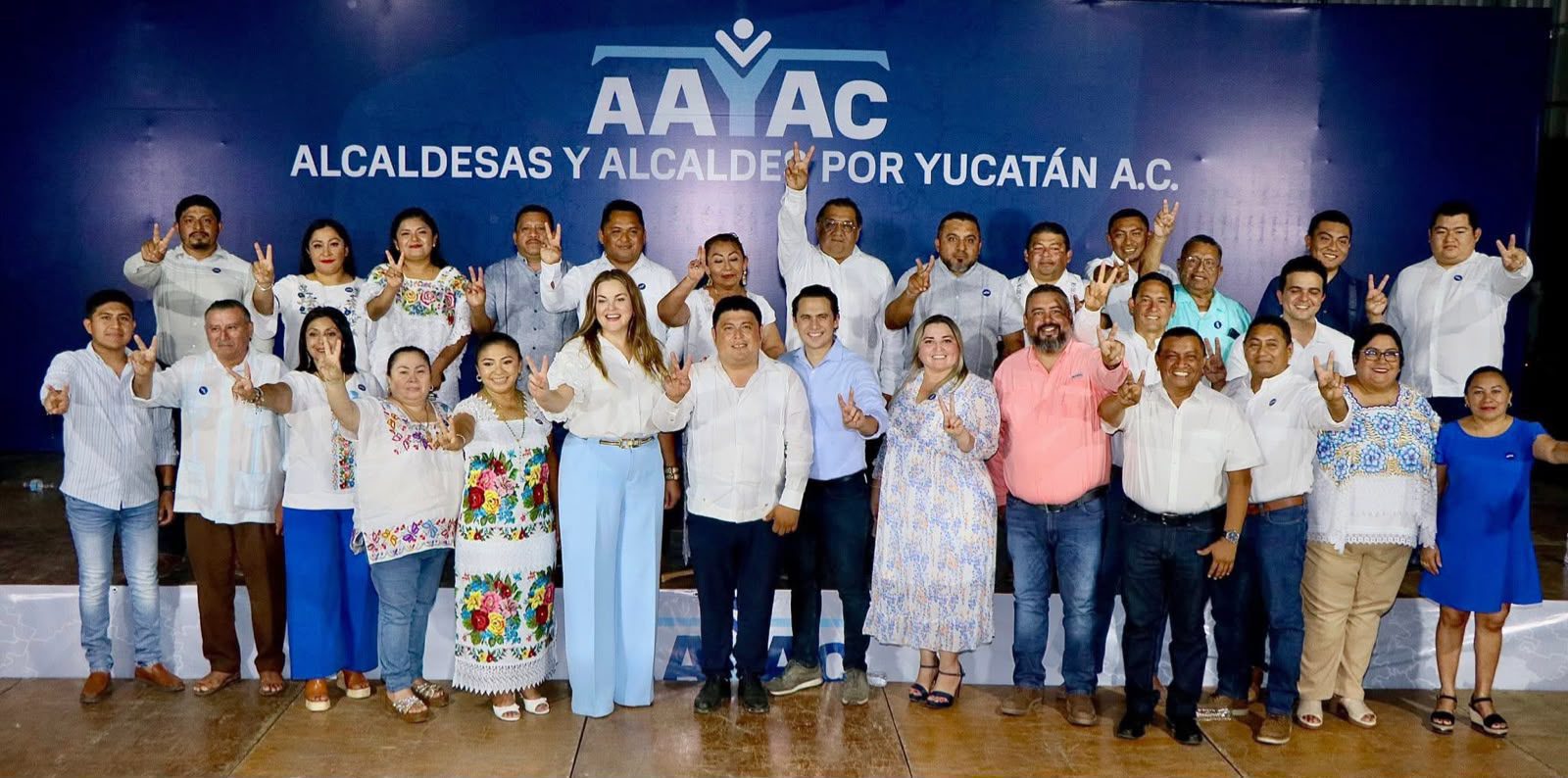 Asociación de Alcaldesas y Alcaldes por Yucatán, A.C. presentó un oficio dirigido al Gobierno del Estado, la Agencia de Energía de Yucatán y la Comisión Federal de Electricidad para solicitar acciones inmediatas de coordinación y atención por apagones