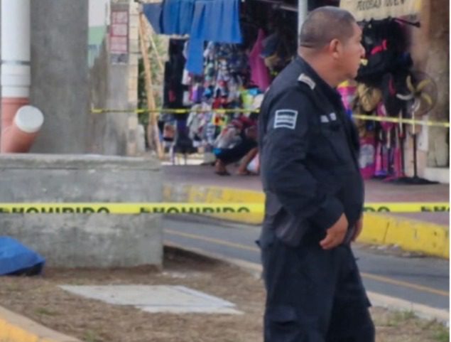 Un hombre sin hogar y señalado como consumidor habitual de alcohol fue encontrado sin vida en la vía pública, en la colonia Centro de Progreso