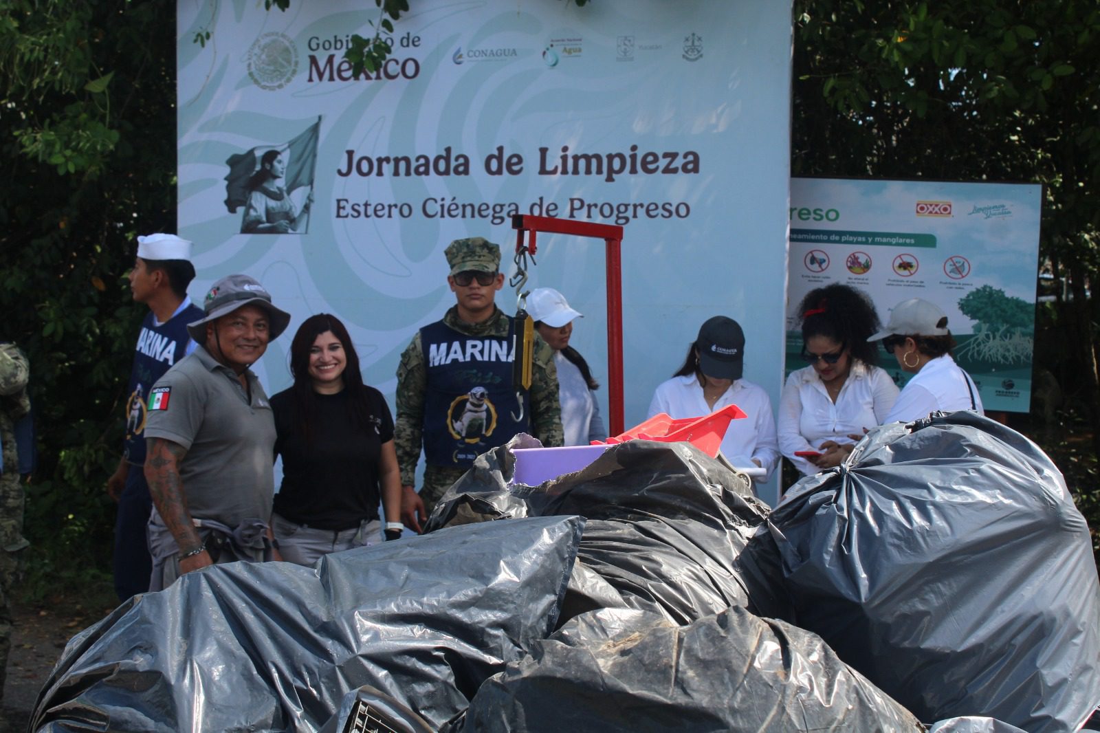 Tercera jornada de limpieza del Estero Ciénega de Progreso, en la que se retiraron más de una tonelada de residuos sólidos, principalmente plásticos y otros desechos