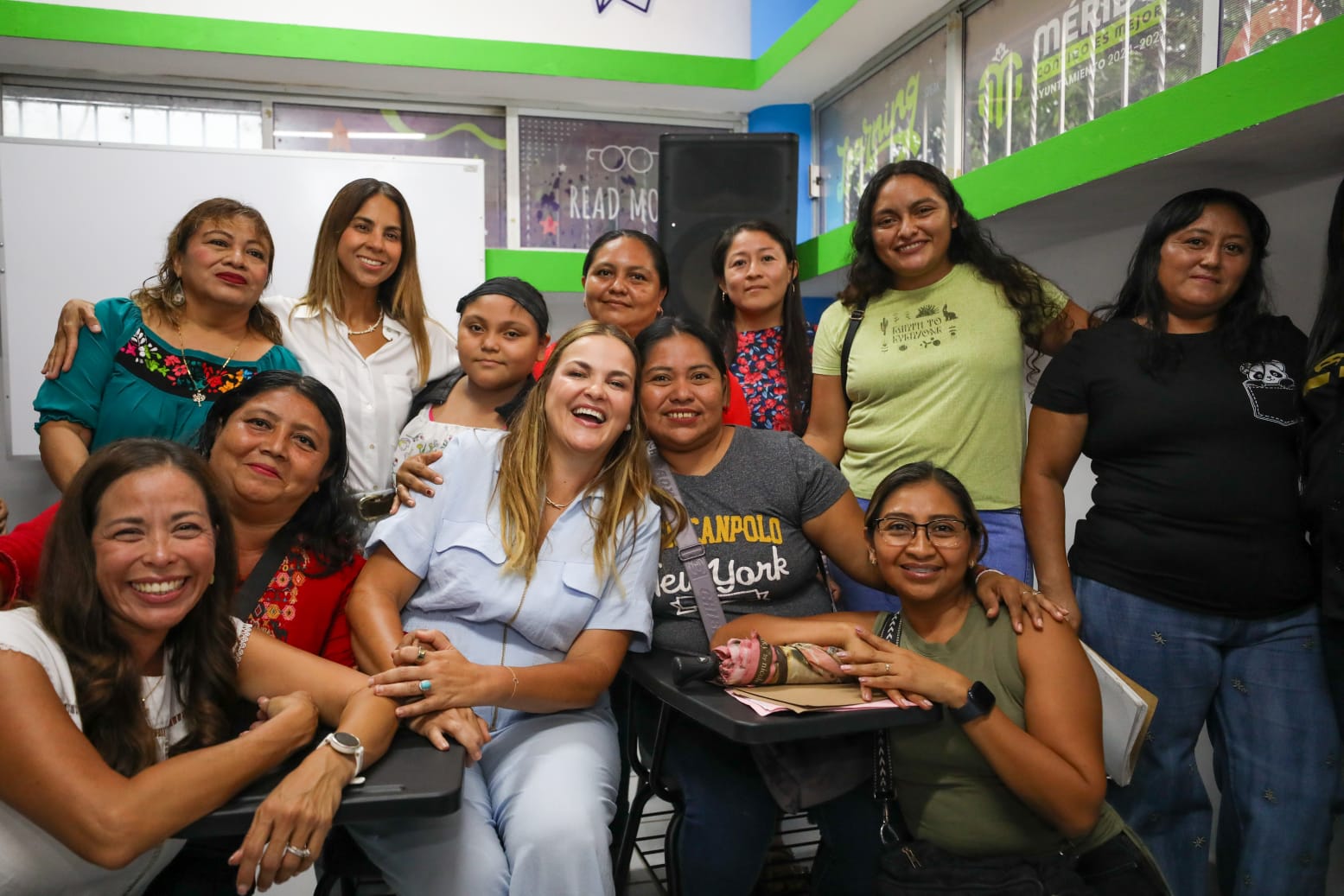 Alcaldesa Cecilia Patrón encabeza la apertura de la Academia Municipal de Inglés en Dzityá, primera en una comisaría de Mérida