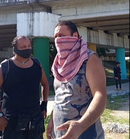 Paracaidistas desalojados en San José Tecoh en la madrugada, cierran el periférico de Mérida / Gobierno del Estado recupera terreno del IVEY: acciones para garantizar el Estado de Derecho y proteger el patrimonio público y la legalidad, dice