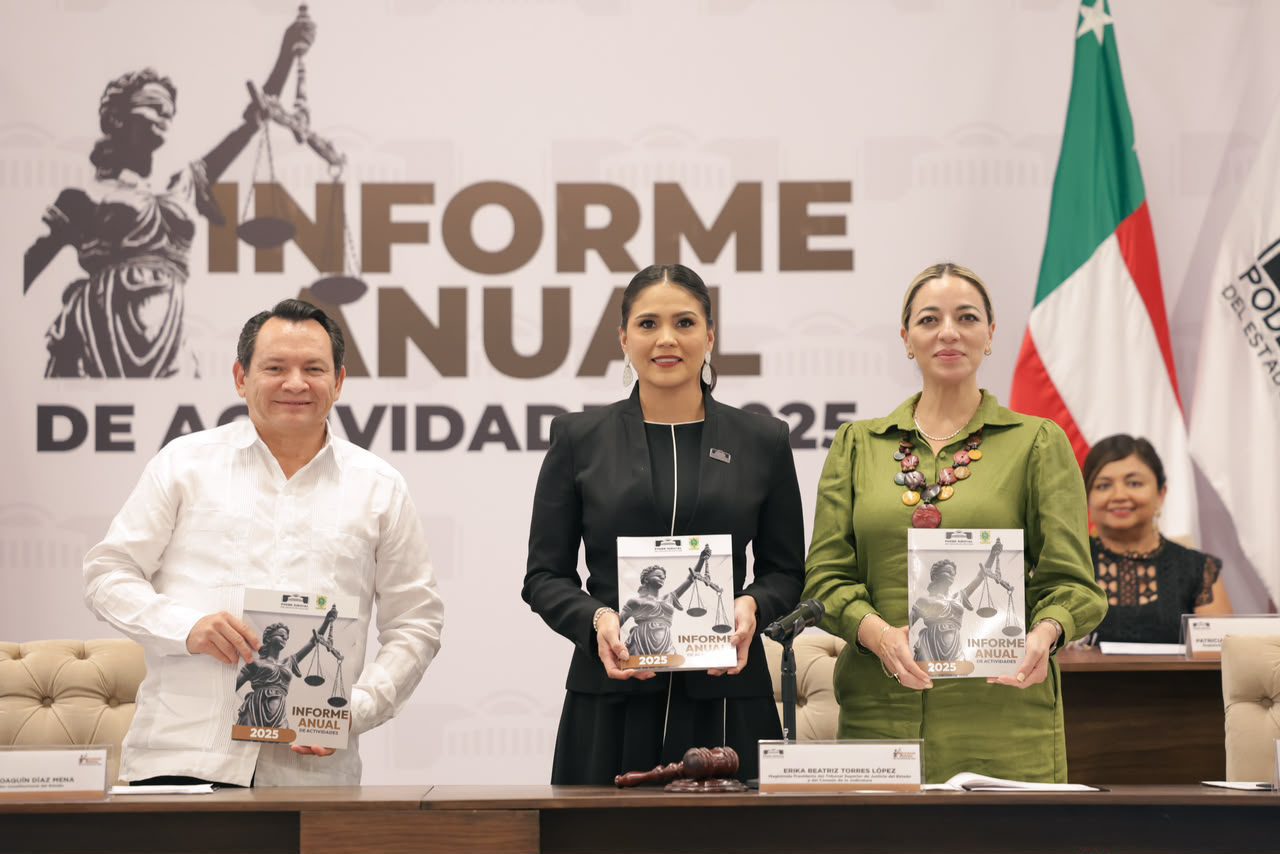 Presidenta del Tribunal Superior de Justicia del Estado (TSJE) y del Consejo de la Judicatura, Erika Beatriz Torres López presentó su “Informe Anual de Actividades 2025” acompañada por el gobernador Joaquín Díaz Mena