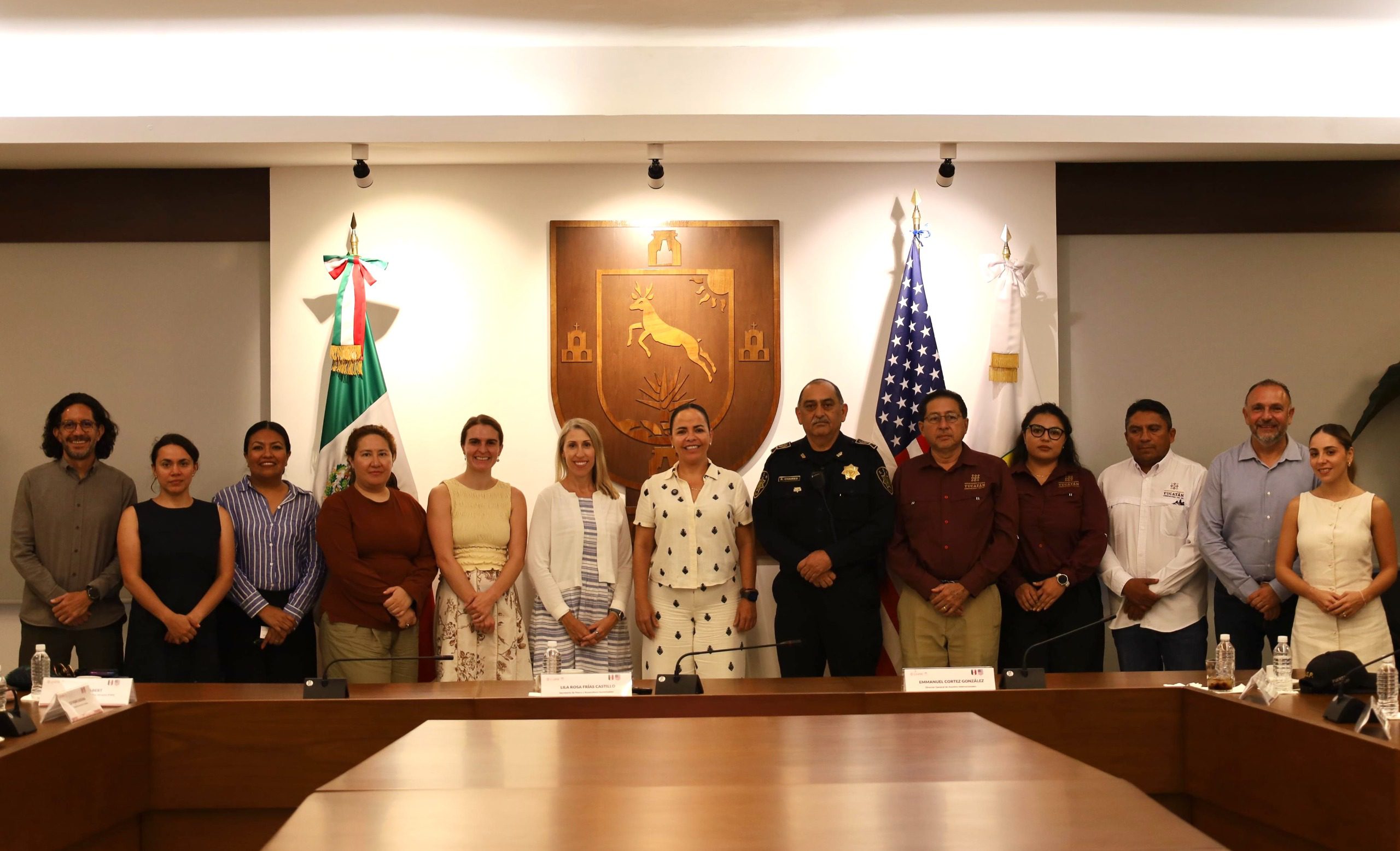 Lila Frías tuvo reunión de trabajo con representantes de la Embajada y el Consulado General de Estados Unidos en Mérida