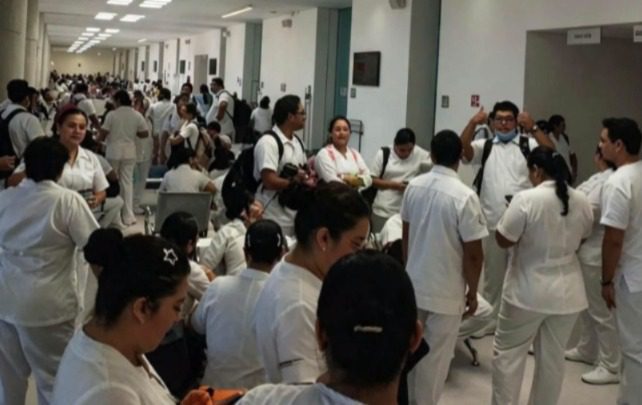 IMSS Bienestar asegura que el Hospital O’Horán opera con normalidad / Personal de enfermería se declara en paro por falta de pago de sus sueldos, según dicen