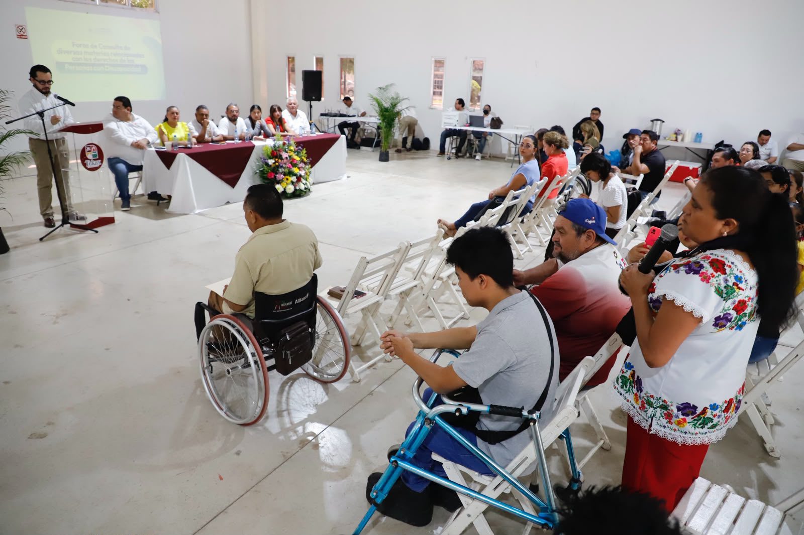 Foro de Consulta sobre diversas materias relacionadas con  derechos de las personas con discapacidad en Tekax, organizado por el Congreso de Yucatán