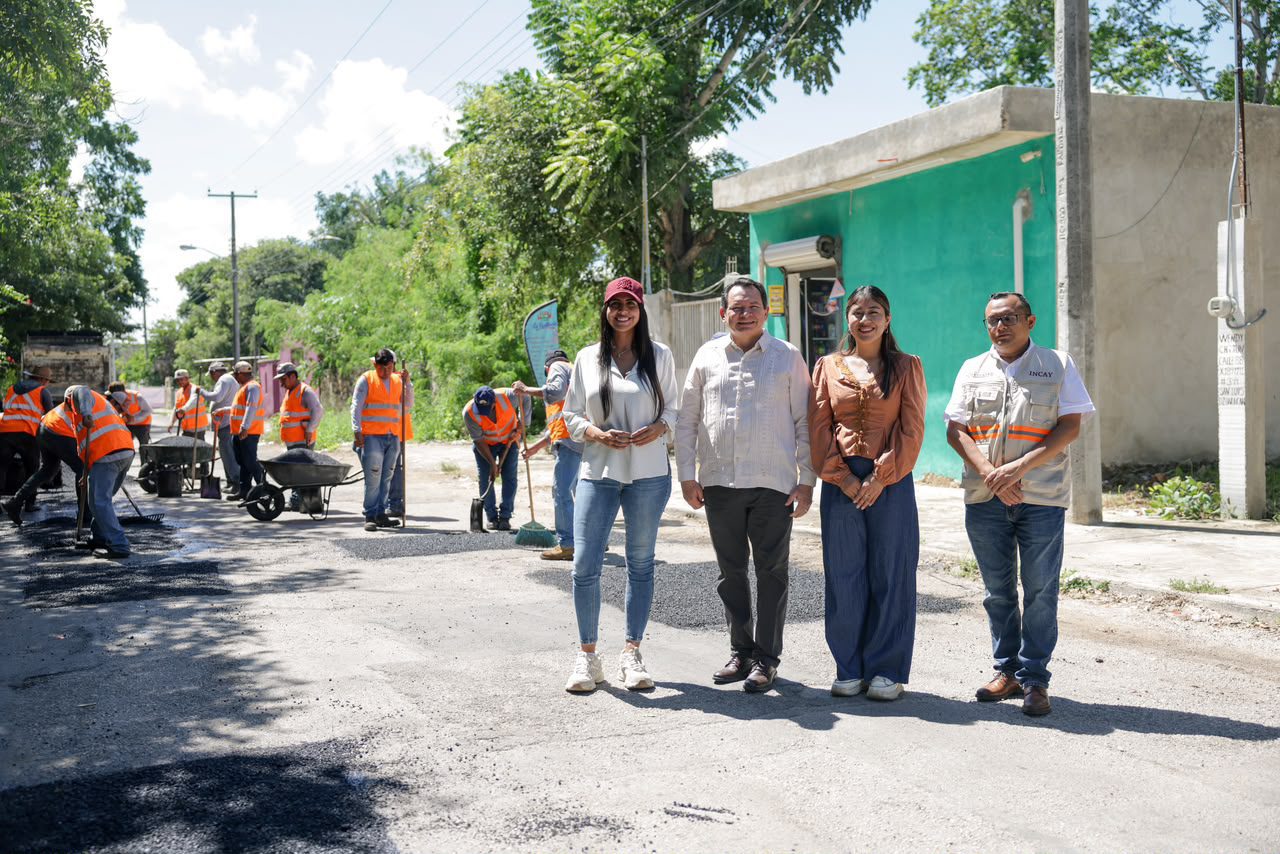 El gobierno estatal informó que en San Luis Sur Dzununcán, en el sur de Mérida, 18 calles fueron separadas reparadas y se construyeron 100 metros de calle nueva
